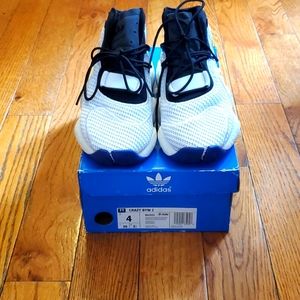 Adidas Crazy BYW J Sneakers.  Size 4